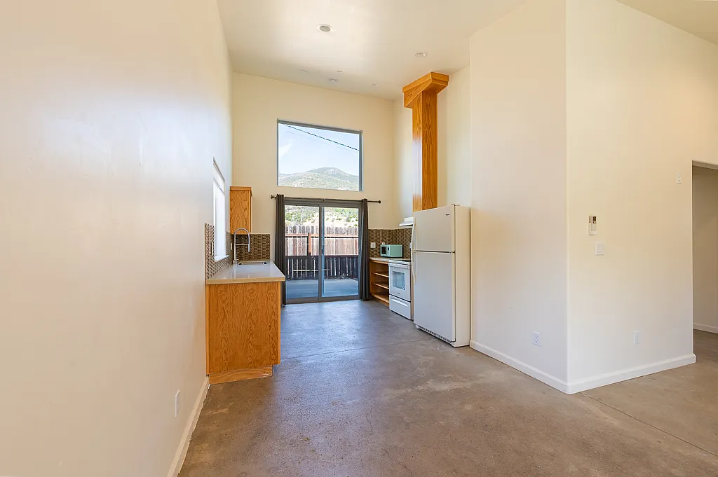 12060 Mead Road - 1 — Photo 1