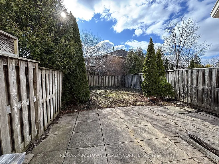 1114 Lindsay Dr — Photo 33