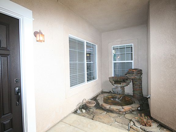 5th image of 209 Crimson Creek Ct