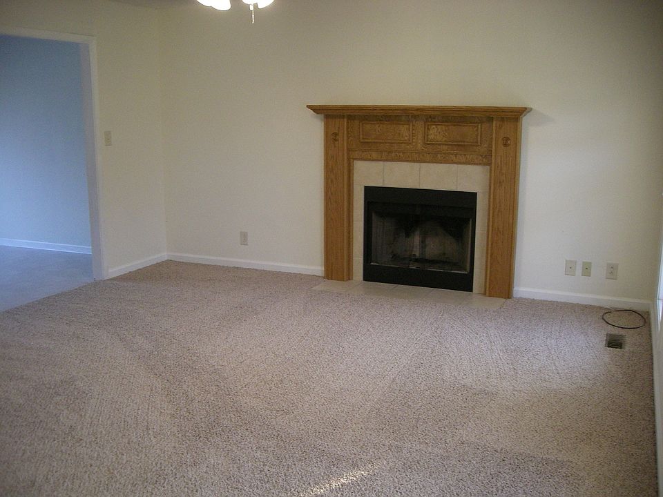 1st image of 1313 Archwood Dr