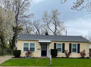 433 March Dr, Adrian, MI 49221