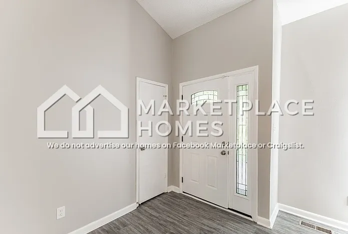 3 bed, 2.0 bath, 1671 sqft, $1,700 — Photo 4