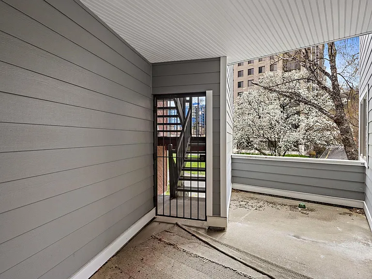 11A Riverview Cir #11A — Photo 10