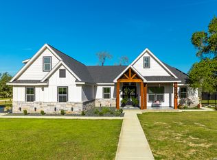 240 Eaglerock, Poteet, TX 78065