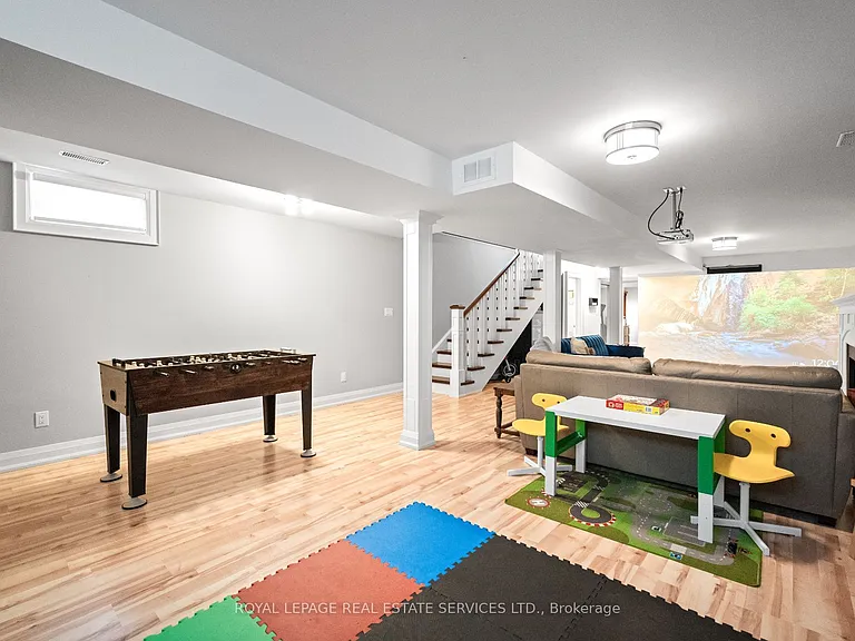 3 Donnybrook Ln — Photo 32