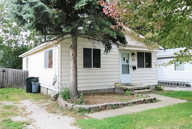 1st image of 1628 Underwood St