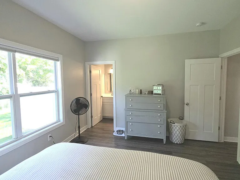 418 W Ellen St — Photo 35