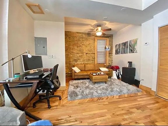 5th image of 1340 N Bosworth Ave
