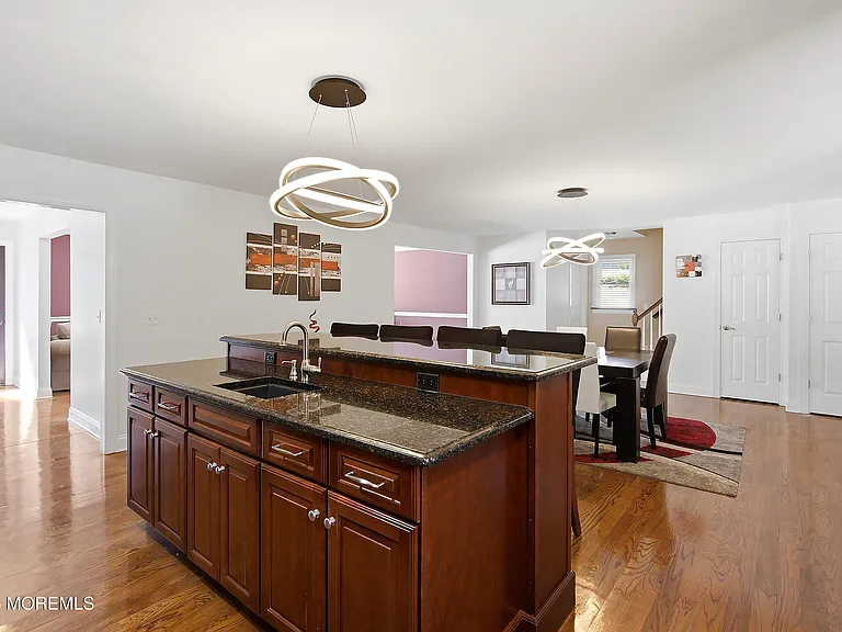 39 Hilltop Rd — Photo 21
