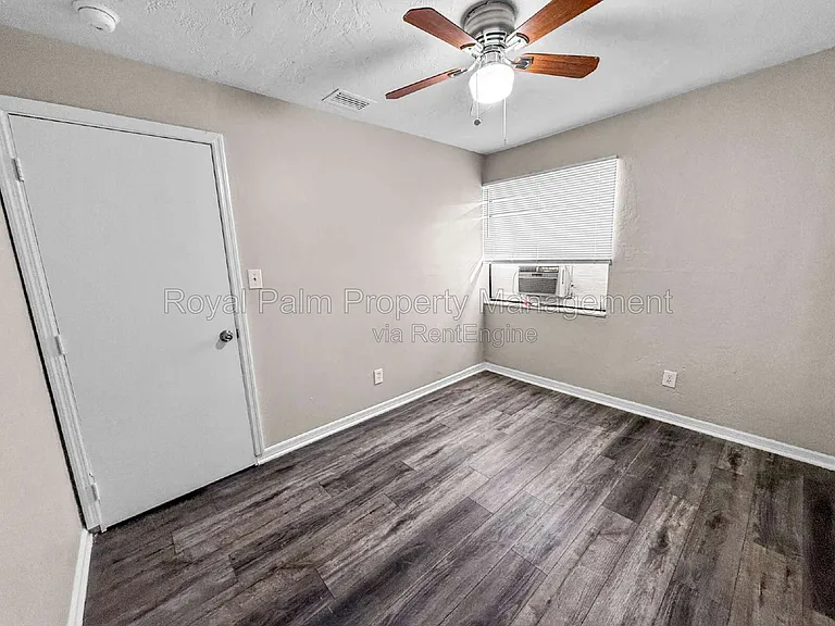3744 Estelle Ave — Photo 27