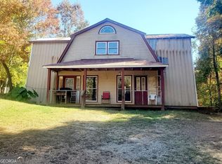 608 Hank Fry Rd, Clarkesville, GA 30523