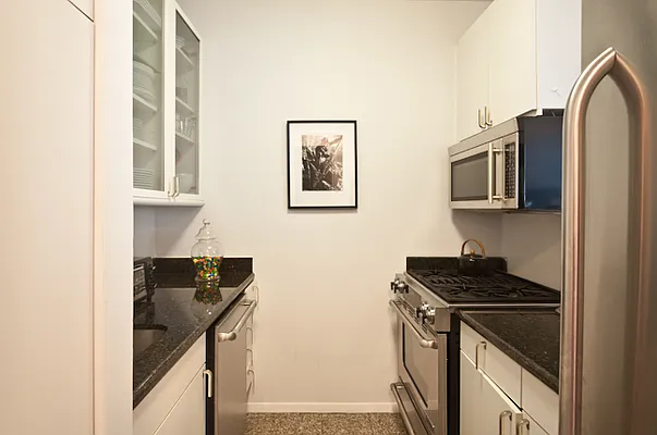 Rented by City Connections Realty | media 31