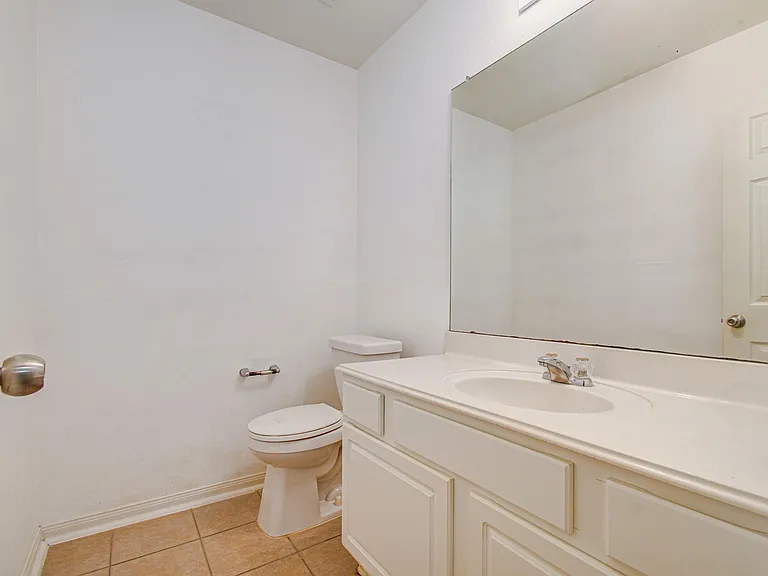 3815 Shire Valley Dr — Photo 12