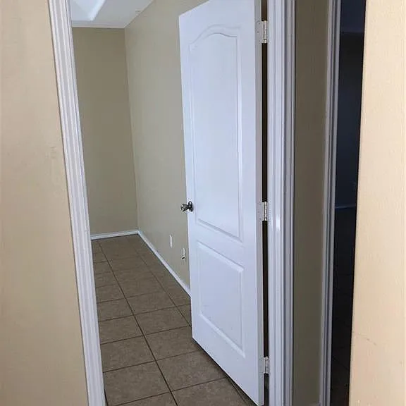 904 S Palm Dr #4 — Photo 13