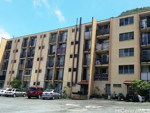 2140 10th Ave #303 — Photo 2