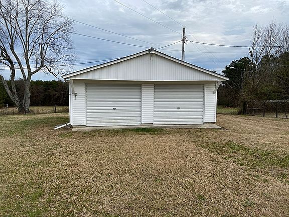 2 car detached garage