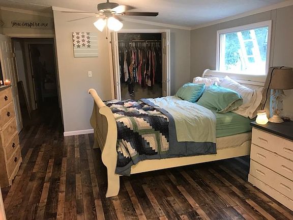 3rd image of 766 Thinwood Dr