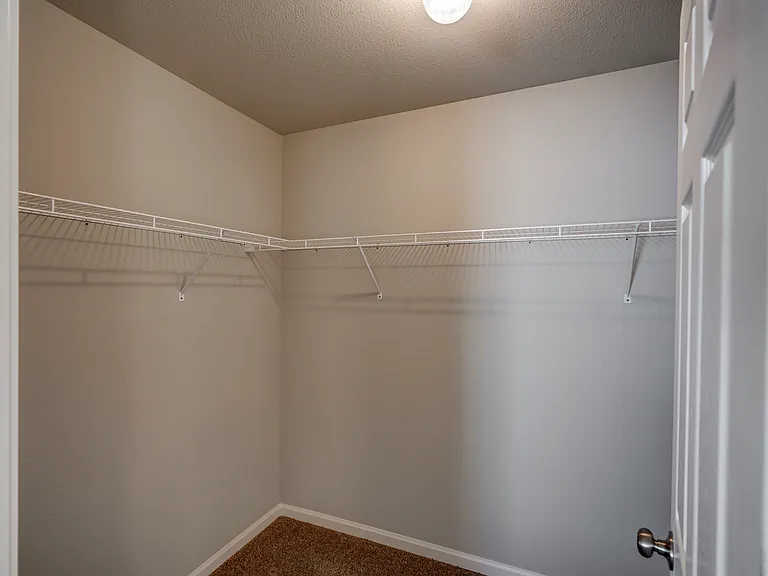 639 McKay Way — Photo 16