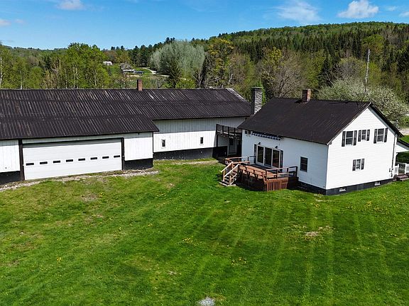 2nd image of 472 Shores Hill Road