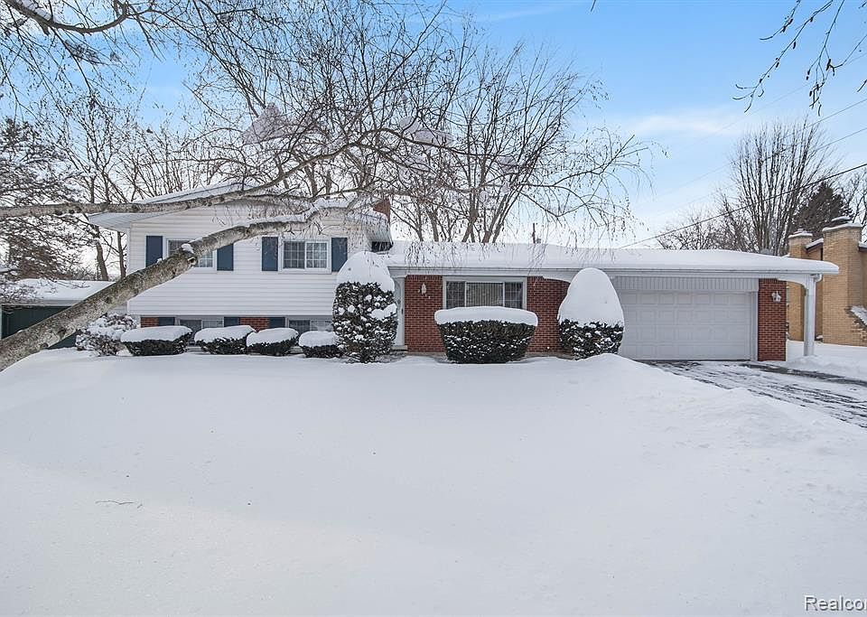 1st image of 2113 Westminster Dr