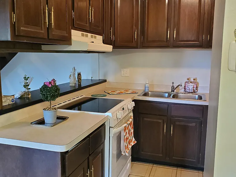 7297 Trotter Ln — Photo 7