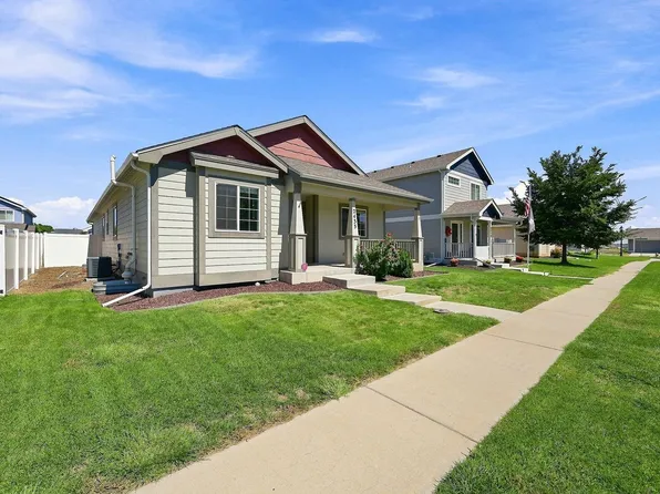 2433 Shooting Star Way, Evans, CO 80620