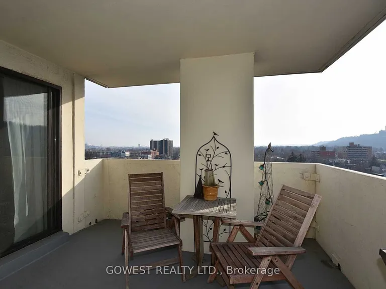 432 Main St E #1104 — Photo 18
