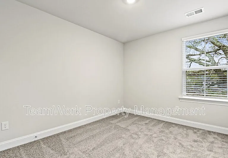 101 Langley Dr #C — Photo 20