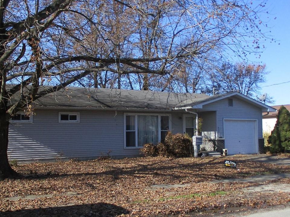 1st image of 605 Willow St