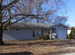 605 Willow St, Carterville, IL