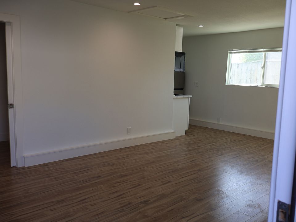 1st image of 6219 Tourraine Dr