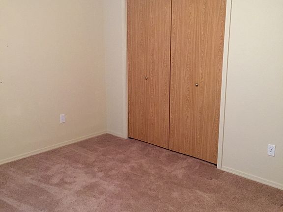 5th image of 1531 S Lakeway Dr