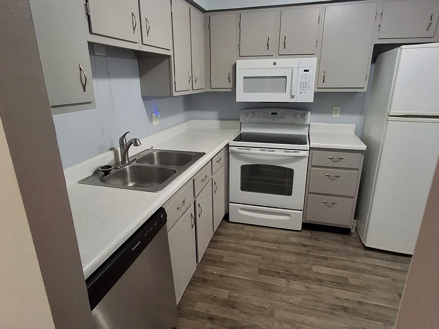 2 bed, 943 sqft, $1,150 — Photo 4