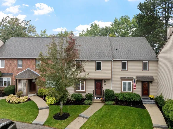 1904 Lewis O Gray Dr Unit 1904, Saugus, MA 01906