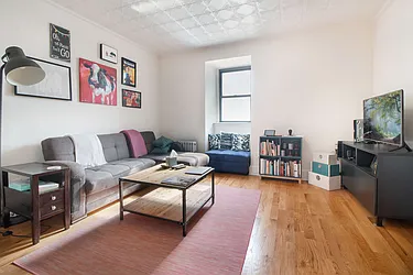 Rented by Twyford Real Estate