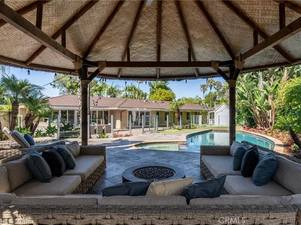 2881 Moonridge Dr, La Jolla, CA 92037