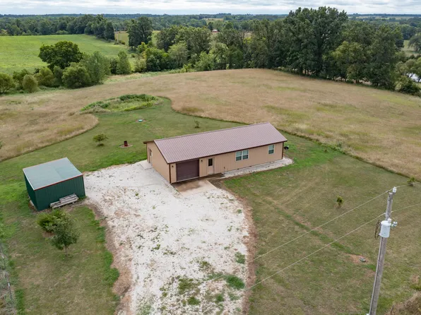 3456 County Road 1160, Huntsville, MO 65259