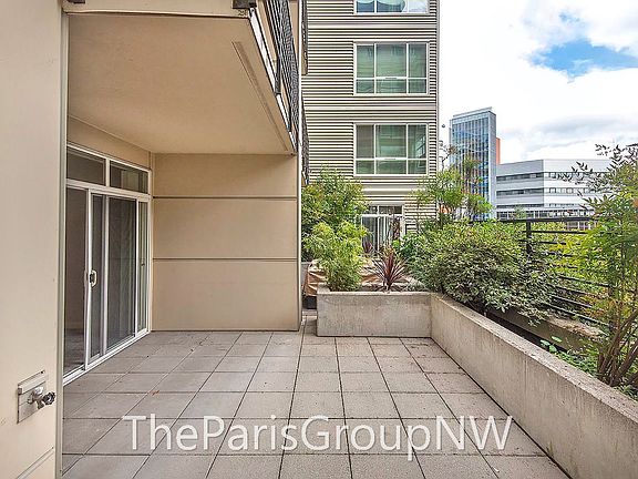 5th image of 300 110th Ave NE APT 212