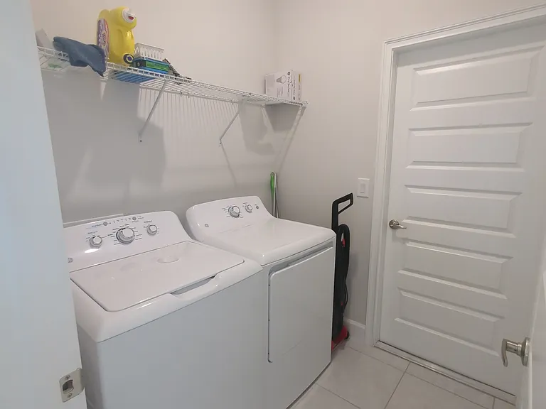 980 Ibis Cir — Photo 23