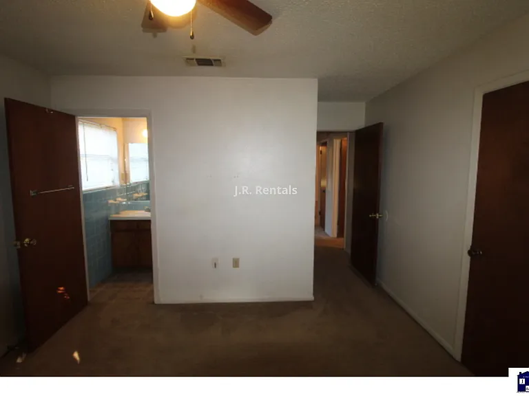 1903 Wayne St — Photo 10