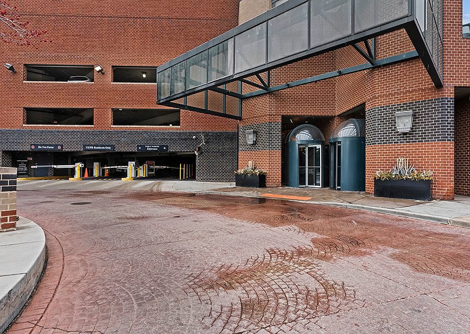 1st image of 3660 N Lake Shore Dr APT 1601