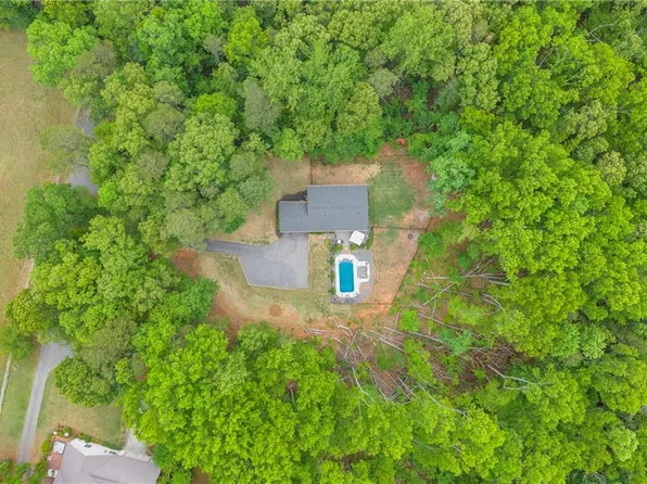 430A Valley Rd, Dawsonville, GA 30534