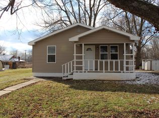611 N Westgate Ave, Springfield, MO 65802