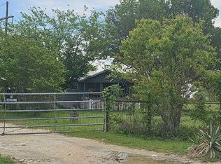1601 E Plum Ct, Cleburne, TX 76031