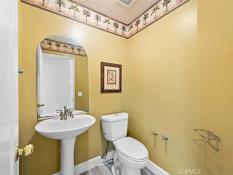 39 Colony Way — Photo 8