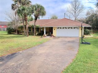 108 First Street Ct, Tavares, FL 32778