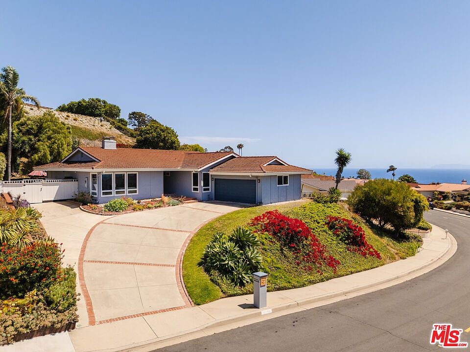 1st image of 32254 Sea Raven Dr