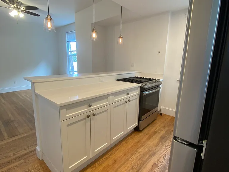 48 Newton St #2 — Photo 29