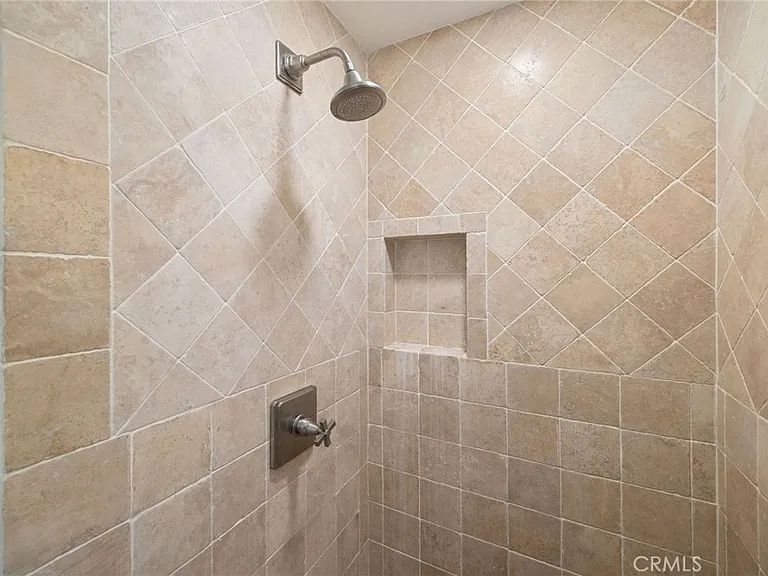 645 Chestnut Ave — Photo 16