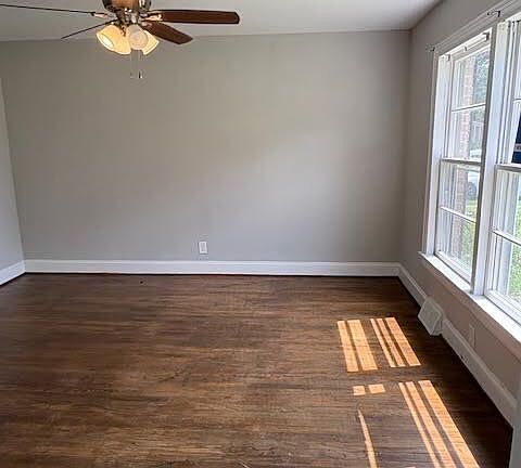 3rd image of 114 N Meade St #B